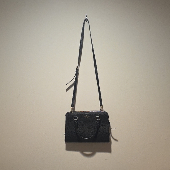 kate spade Handbags - Like New Kate Spade Black Crossbody Bag with Adjustable Strap